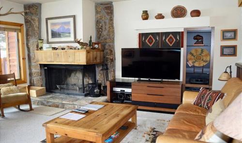 Jackson Hole Apartment | Glacier