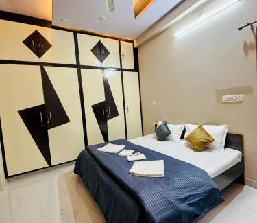 Civil Lines Bed & Breakfast | Glad Villa by Cozystays