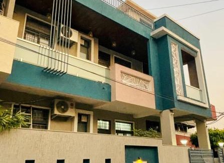 Civil Lines Bed & Breakfast | Glad Villa by Cozystays