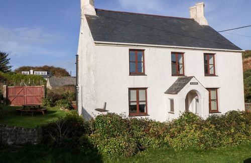 Aberdaron Cottage | GLADSTONE, pet friendly, character holiday cottage in Aberdaron