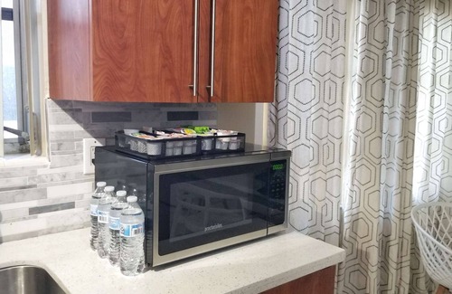 Cooper City Apartment | Glam 2 Bedroom Apartment 4 Miles from Hard Rock Hotel