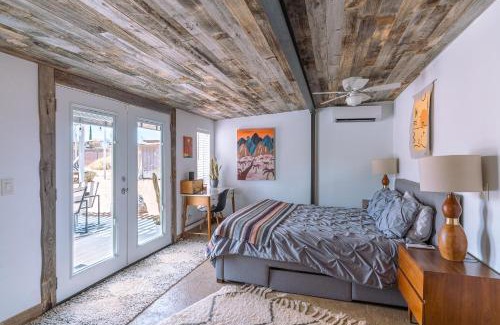 Yucca Valley House | Glamingo Cabin