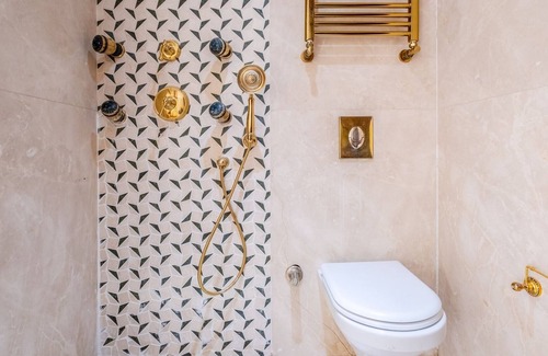 Beylerbeyi Apartment | Glamorous Authentic Studio in Üsküdar