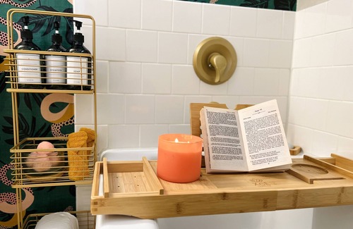South Westside House | Glamorous PRIVATE SUITE 1BR/BA near Downtown - Self Check