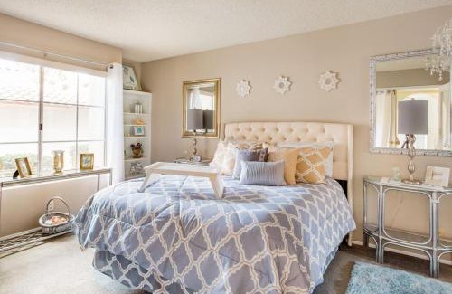 Aliso Viejo House | Glamorous Regal Design Home with Private Patio and Garage