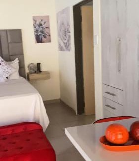 Phalaborwa House | Glamour C-rane lodge