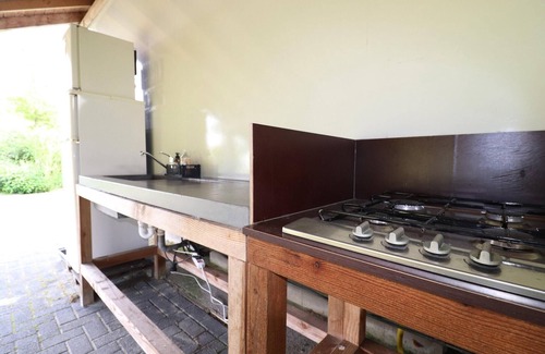 Twijzel House | Glamour Tent in Frisian Woods near Cycling Route