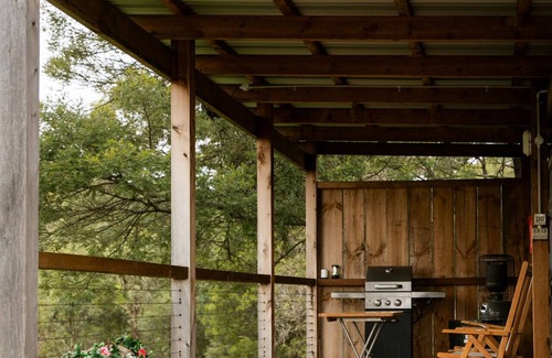 Strath Creek House | Glamper Wings @ The Village Green