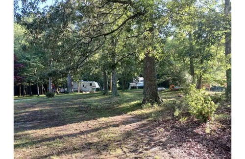 Whitesboro House | Glampers Paradise!