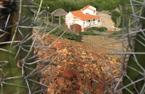 Santa Cruz Cabin | Glamping at the edge of Aruba´s Arikok National Park