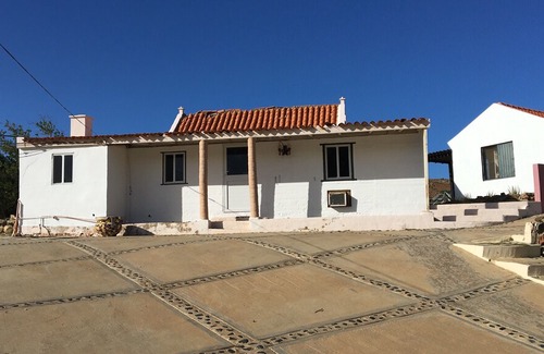 Santa Cruz Cabin | Glamping at the edge of Aruba´s Arikok National Park