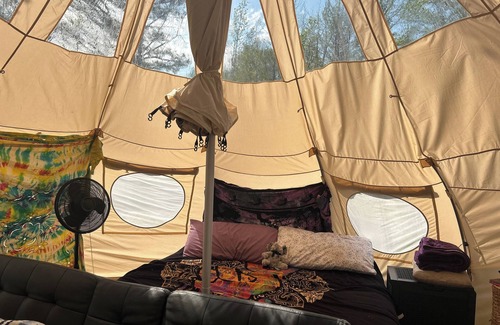 Wildersville House | Glamping at the Promised Land Campground- The Vidalia Tent