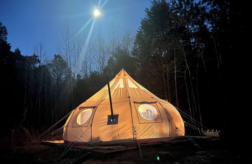 Wildersville House | Glamping at the Promised Land Campground- The Vidalia Tent