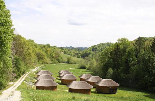 Majsperk House | Glamping Bionic healing village