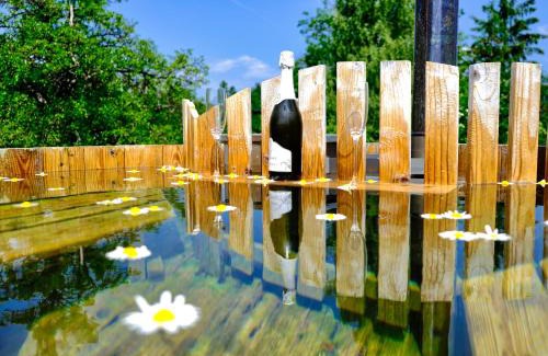 Paka Other | Glamping Brodej
