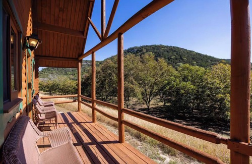 Medina Cabin | Glamping Bunkhouse: Tx Hill Country Resort + Pool