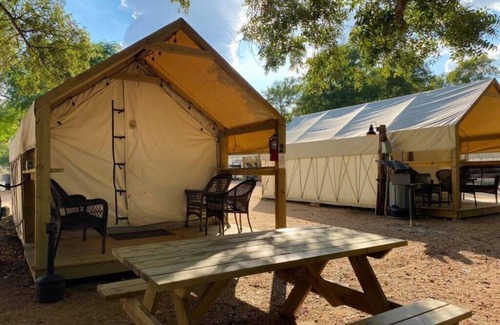 Prairie Lea Cabin | Glamping Cabin at Son's Blue River with AC/Heat, 1 Queen, 1 Twin & kitchenette.