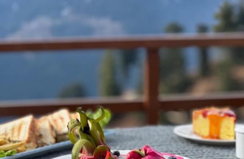 Jagatsukh Hotel | GLAMPING CLUB
