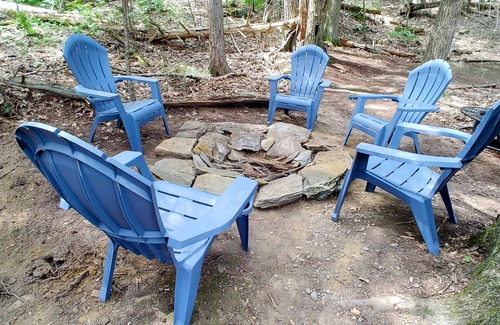 Dover Plains RV Rental | Glamping, family fun, pet friendly