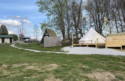 Mammoth Cave RV Rental | Glamping Farm Tent