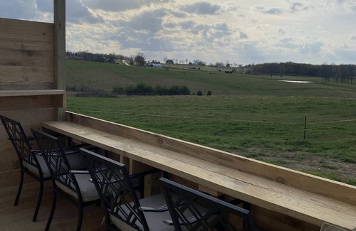 Mammoth Cave RV Rental | Glamping Farm Tent