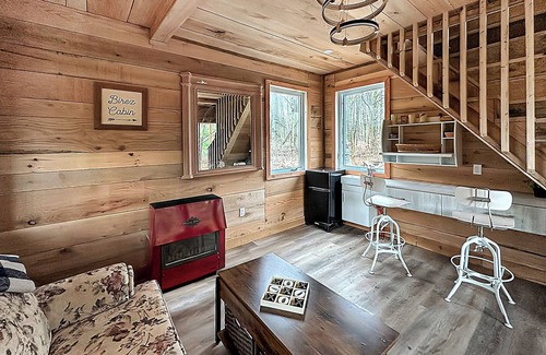 Langton Apartment | Glamping Forest Hideaway | Hike-Grill-Stargaze