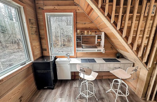 Langton Apartment | Glamping Forest Hideaway | Hike-Grill-Stargaze