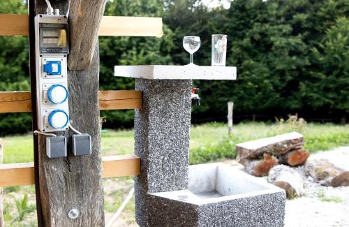 Trebnje House | Glamping - Hayrack Vesel