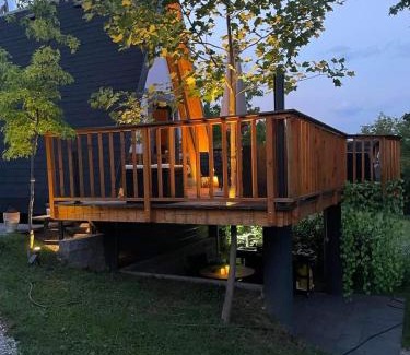 Gorenja Vas pri Smarjeti House | Glamping Holiday House with terrace and sauna- no hot tub- Hisa oddiha