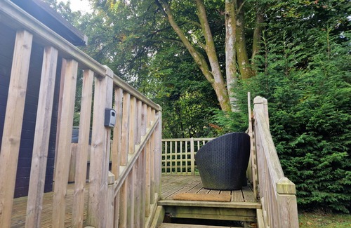 Llanfair Caereinion Cabin | Glamping Hut - Riverside 1