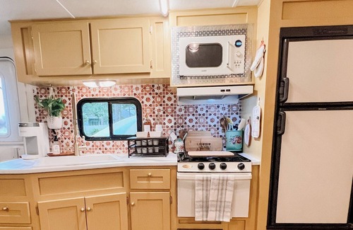 Mandarin House | Glamping In Jacksonville, FL!