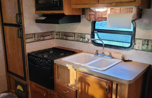 Clearview House | Glamping just minutes from Beaches and Mountains. Nature, relaxation, serenity.