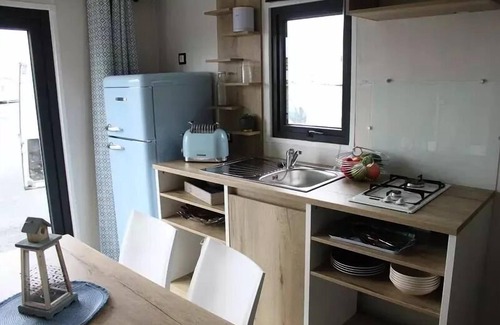 Laussac Cabin | Glamping Kabine 22m2 (2 Schlafzimmer) - ohne Sanitäranlagen 5 Personen