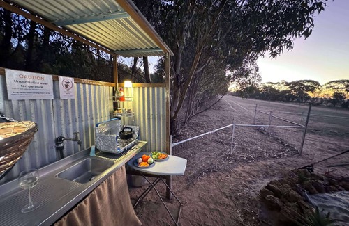 Moulyinning RV Rental | Glamping off-grid just over 3 hours from Perth & Bunbury on the way to Esperance
