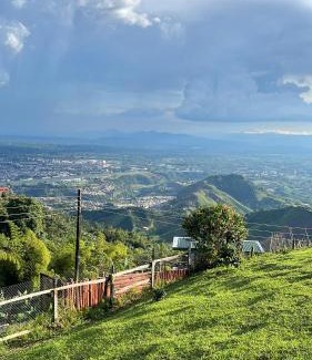 Pereira Bed & Breakfast | Glamping Ríos Voladores Pereira