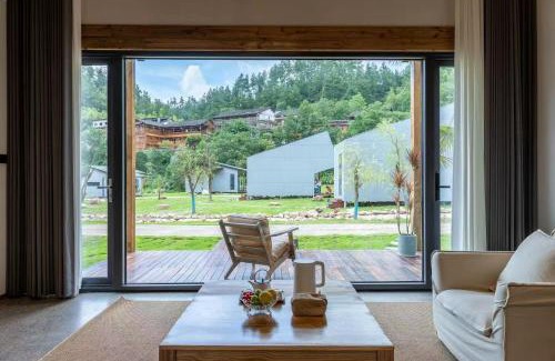Wulingyuan Hotel | Glamping Resort-At National Forest Park with Free Shuttle