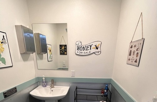 Navasota RV Rental | Glamping Resort Tent on a Honey Farm