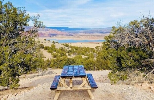 Youngsville Apartment | Glamping Studio Room Spectacular Lake Views