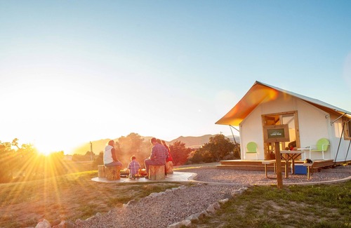 Canon City Cabin | Glamping Tent Single Queen - Royal Gorge Cabins