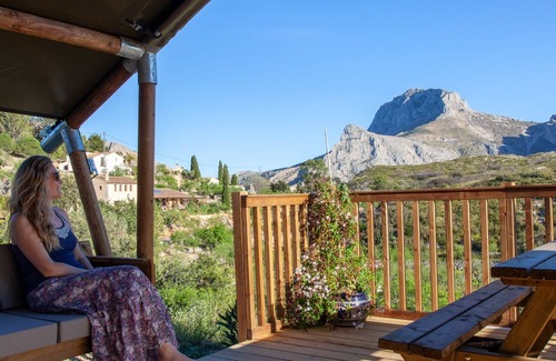 Tarbena Ski Chalet | Glamping Tienda de Safari - Alicante