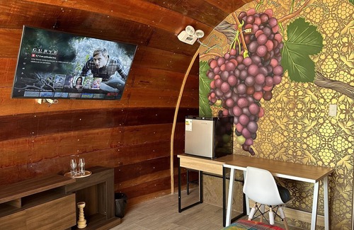 San Juan Bautista Other | Glamping Toneles y Viñedos