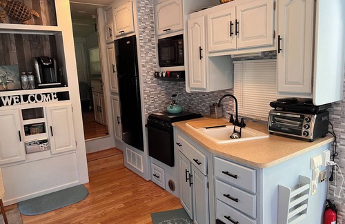 Westminster House | Glamping with a partial lake view, 30 minutes to Clemson University