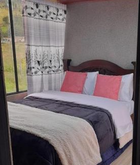 Tota Other | Glamping y Cabañas el Encanto-Girasoles