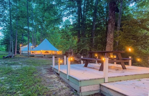 Stanton RV Rental | Glamping Yurt #2 - Heated, Firepit, Fridge, Red River Gorge
