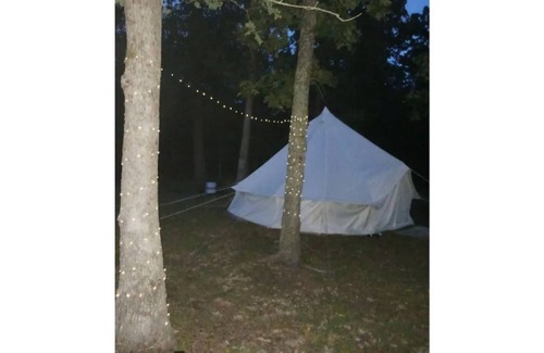 Eldon RV Rental | Glamping Yurt minutes from Lake of The Ozarks 🏞
