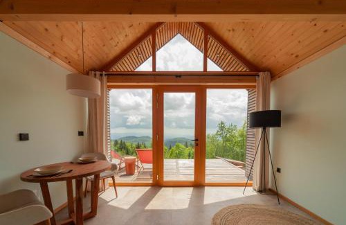 Predjama Bed & Breakfast | Glamping Zarja, Vipava Valley