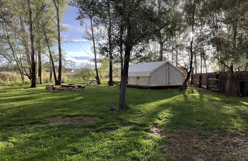 Johnstown RV Rental | Glampsite getaway near Loveland!