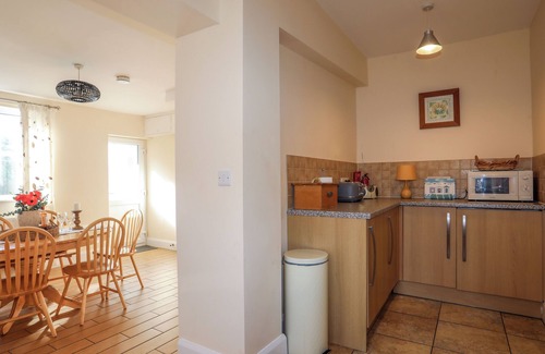 Abersoch Cottage | GLAN Y DON, family friendly, character holiday cottage in Abersoch