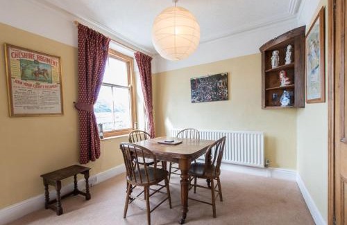 Deganwy Apartment | Glan Y Mor, 147 Station Road