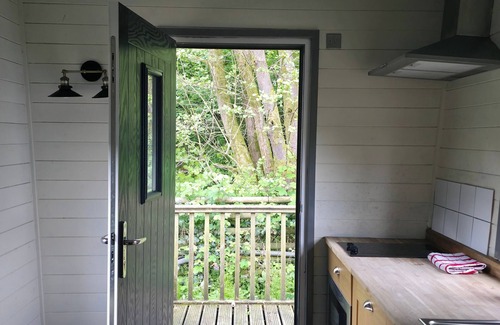 Llanfair Caereinion Cabin | Glan yr Afon Tri - Relax, Recuperate, Enjoy